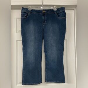 Lane Bryant Genius Fit Jean Capris Size 20